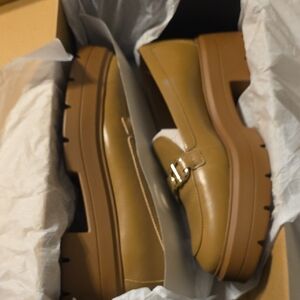Women's Tan Platform  Leather Loafers